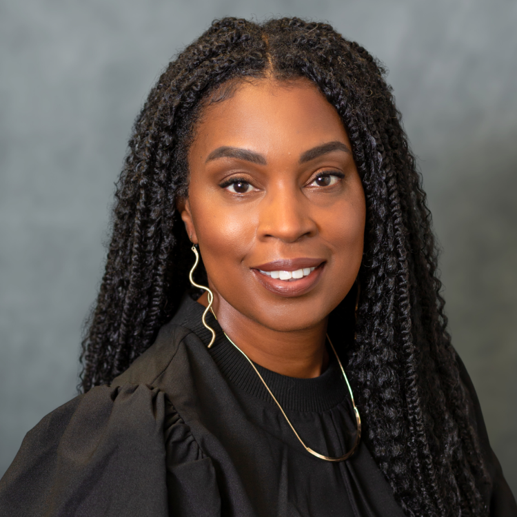 Latonya Vallien